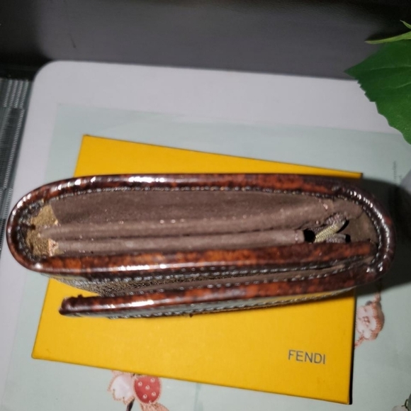 Fendi Brown Zucca Bifold Wallet, FIRM PRICE - Picture 5 of 12